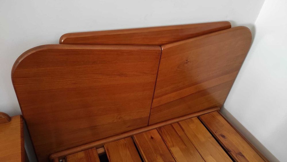 Conjunto de quarto Saint Clair — cama, mesinha e espelho