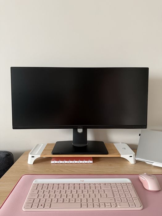 Monitor  Dell UltraSharp U2913WM 29