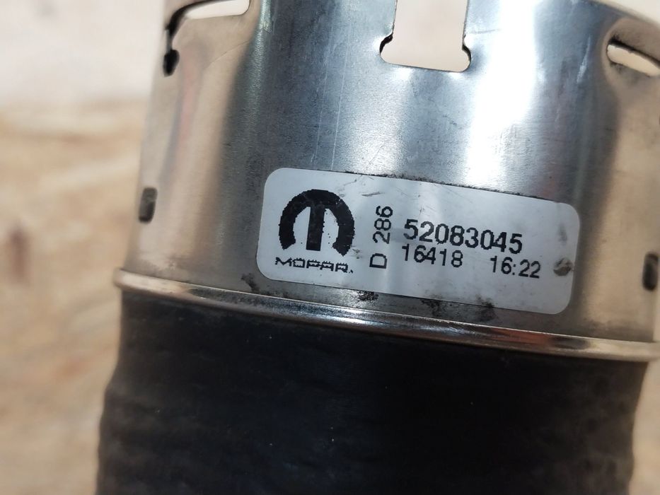 Jeep Compass II 2016- 2.0D патрубок интеркулера 52083045