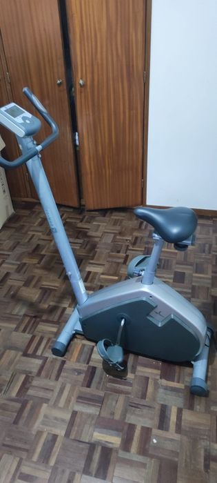 Bicicleta de ginastica433986945890406400