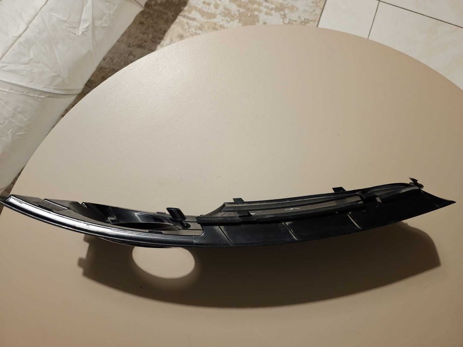 Сobertura da luz de nevoeiro (direito) Audi 4 Allroad Quattro