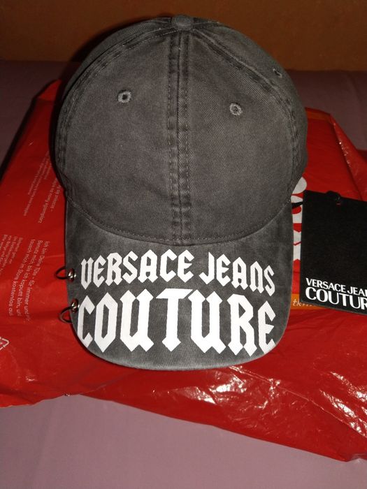 Czapka męska Versace Jeans Couture.