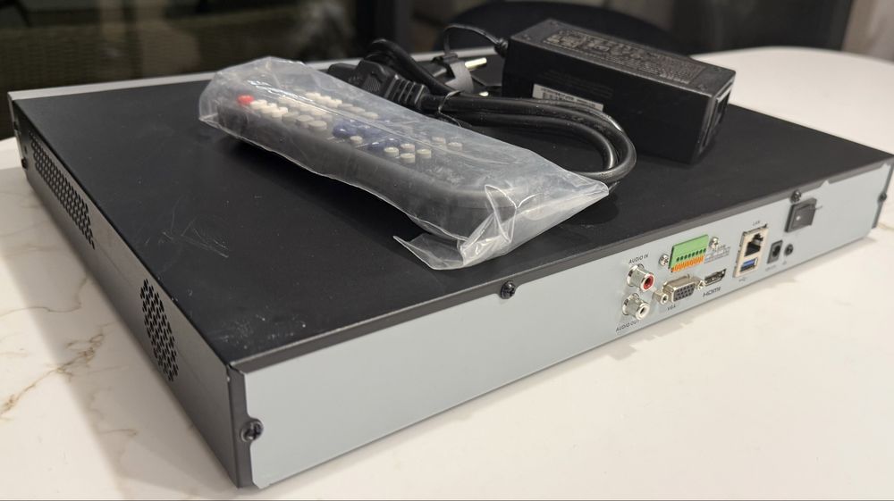 Rejestrator HIKVISION DS-7608NI-I2