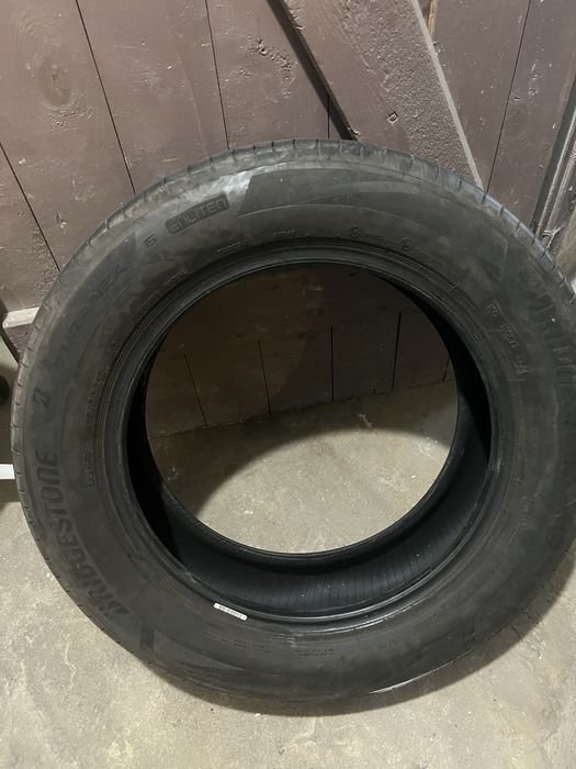Opony Bridgestone 215/60/R17 letnie rocznik 2025