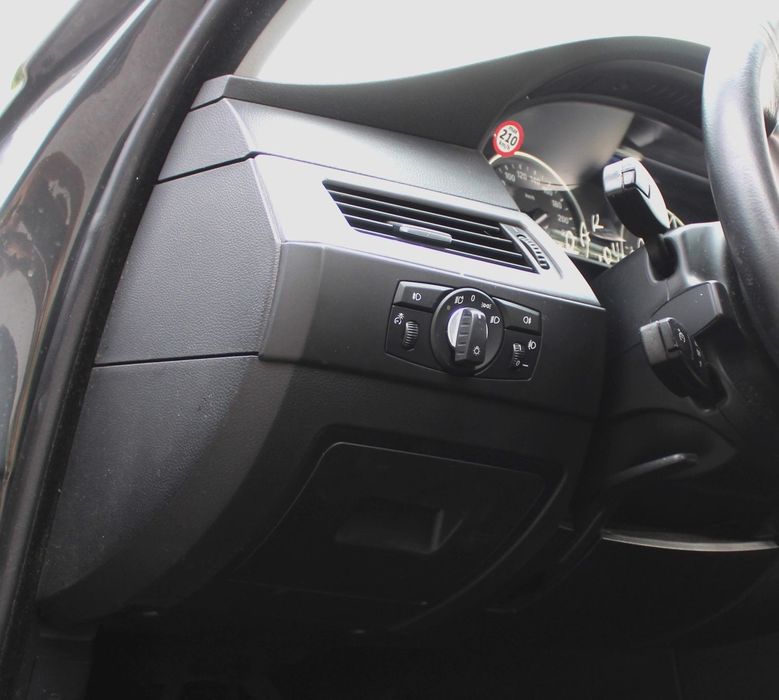 DESKA ROZDZIELCZA KOKPIT BMW E60 E61 EUROPA