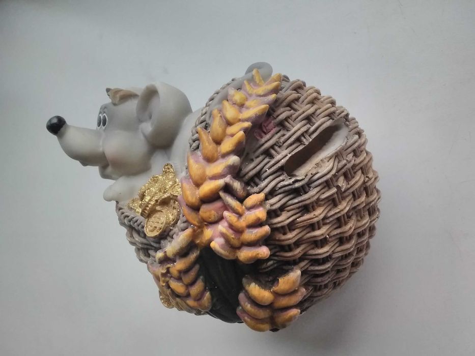 Скарбничка "Мишеня з грошима " 9 х 9 х 11 (см.)