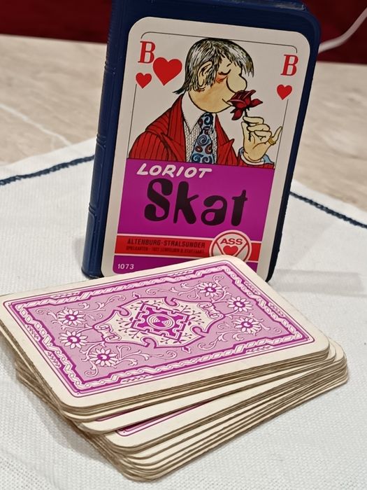 Продам игральные карты