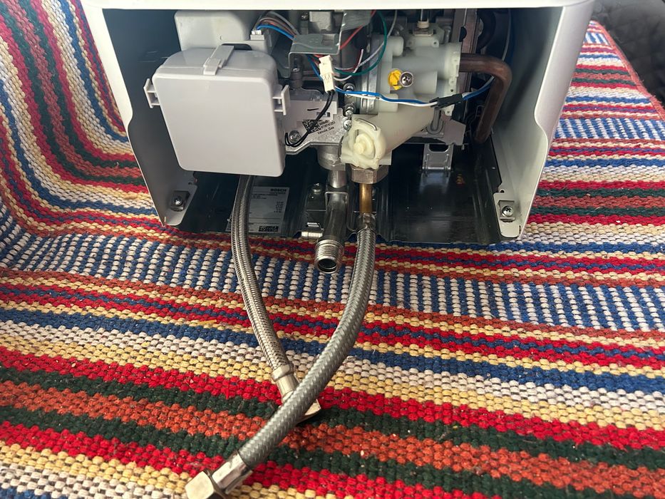 Esquentador Bosch Therm 4200 T4204 Gás Botija (10L/Atmosférico)