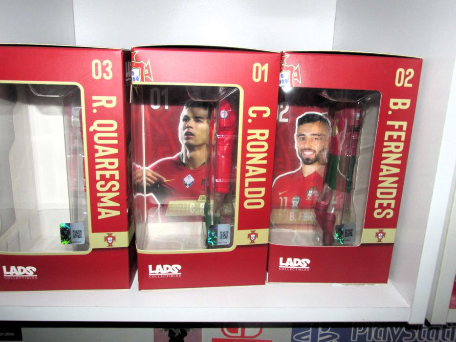 Figura Cristiano Ronaldo + Bruno Fernandes + Quaresma Lads Collectibles