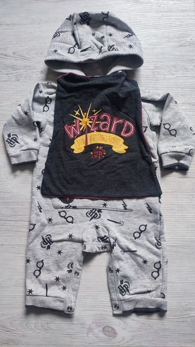 Kombinezon dresowy 68cm 2 szt.