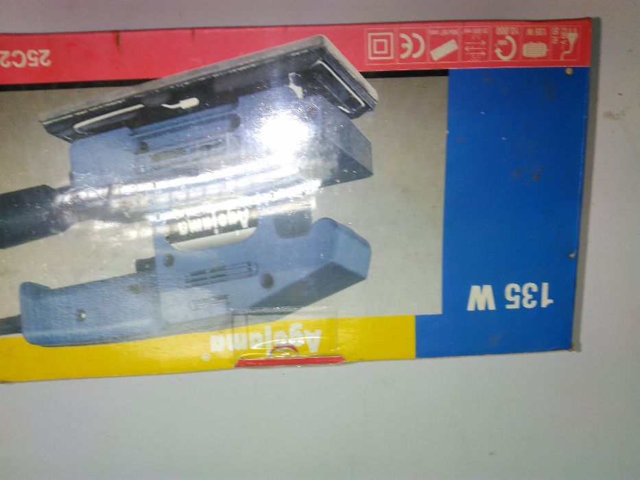 Lixadoura Ajorama 135w