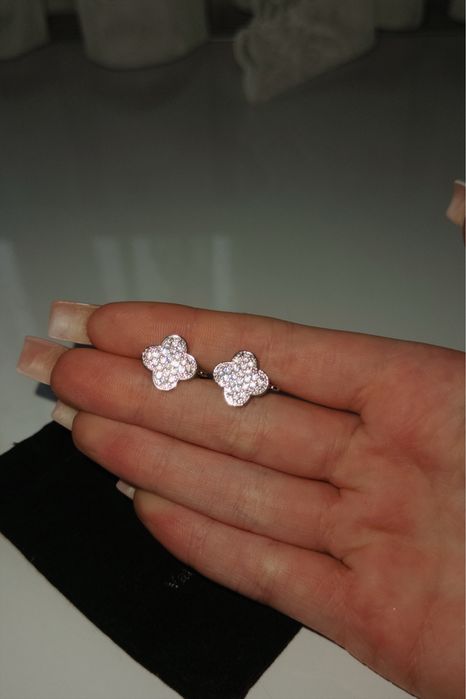 Сережки Van Cleef & Arpels