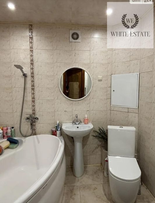 Продаж 2кім. квартири по вул. Будного Степана 32А