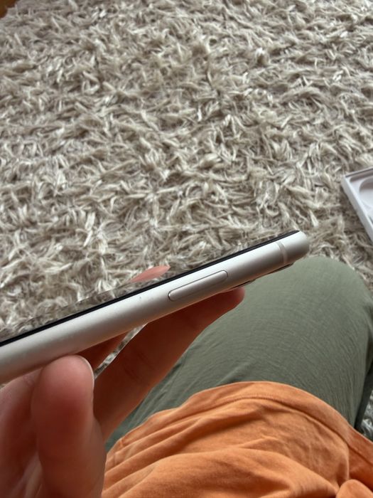 iPhone 11 64GB