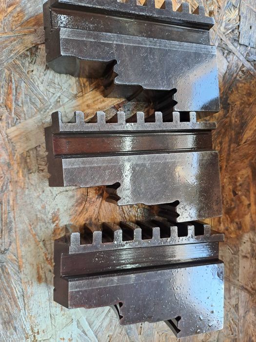 Кулачки зворотні до патрона Ф250 (крок 11 мм)