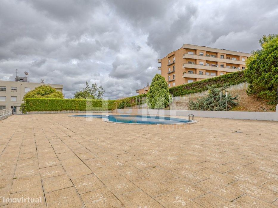 T1 com Terraço Privativo, Piscina e L Garagem | Valongo