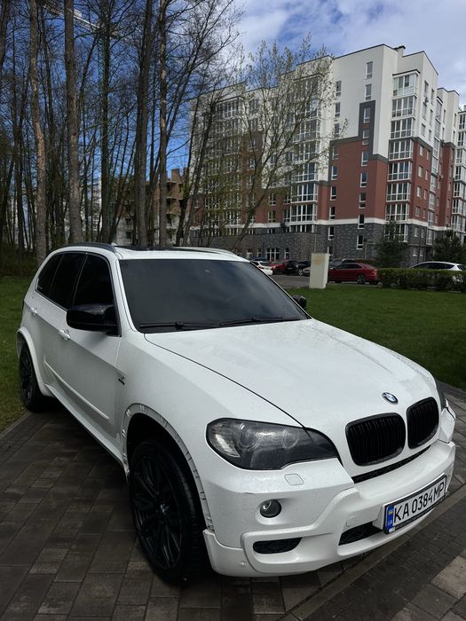 BMW x5 e70 3.5 d 2009 год