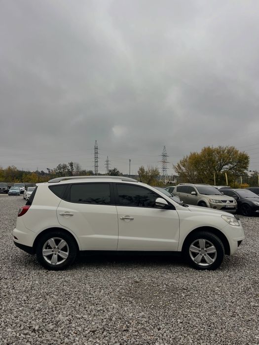 Geely Emgrand X7 - 1.8 Газ/Бензин МКПП