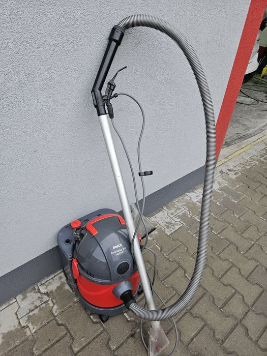 Пилосос мийний BOSCH BMS 1300 гарний стан