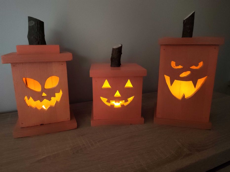 Lampion Halloween Jack-o-lantern drewniany dekoracja jesienna mała