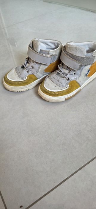 Buty trzewiki Bartek,  rozm. 26