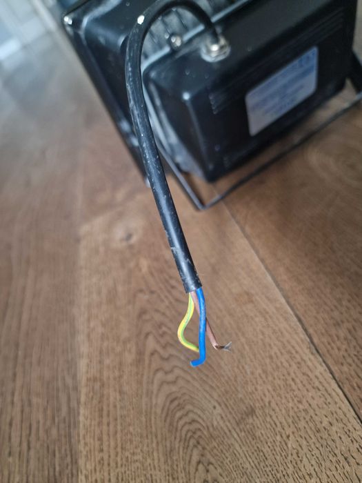 OKAZJA! Naświetlacz LEDowy Volteno 30W halogen Super stan!