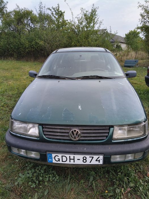 Volkswagen.  passat