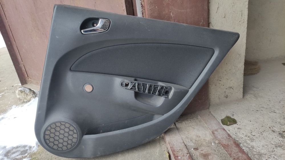 Карта двері задня права Opel Corsa D