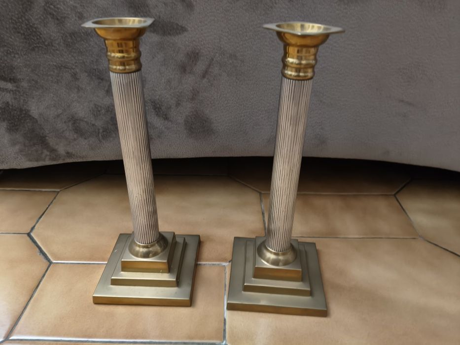 Castiçal para velas Douradas