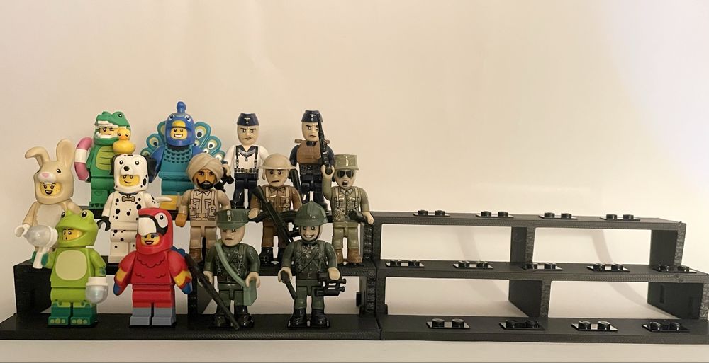 Stojak na minifigurki z klockow LEGO i Cobi półka na figurki z klocków