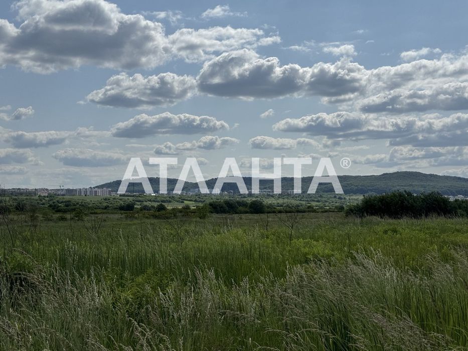 Продаж земельної ділянки с. Підбірці