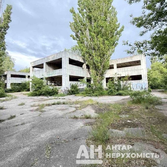 Продається окрема будівля в Кропивницькому