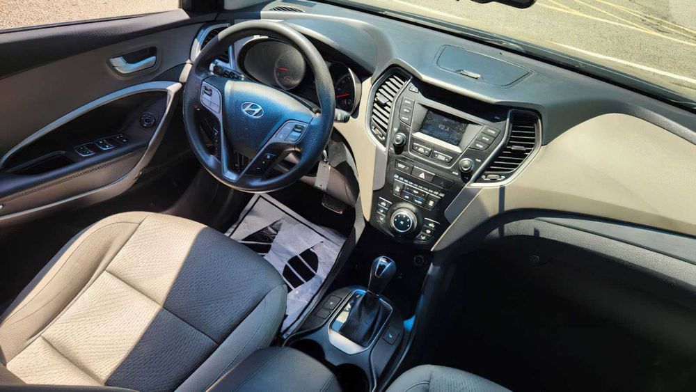 Hyundai Santa Fe Sport      2016