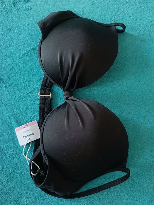Góra od bikini kostiumu kąpielowego