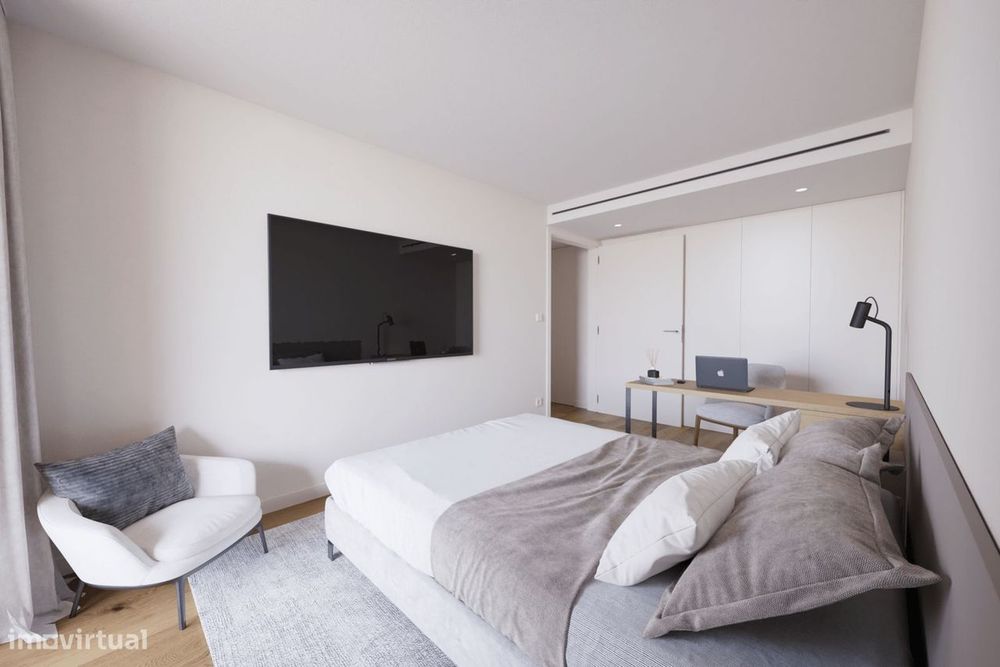 Apartamento T1 com vista, Campo Pequeno, Lisboa