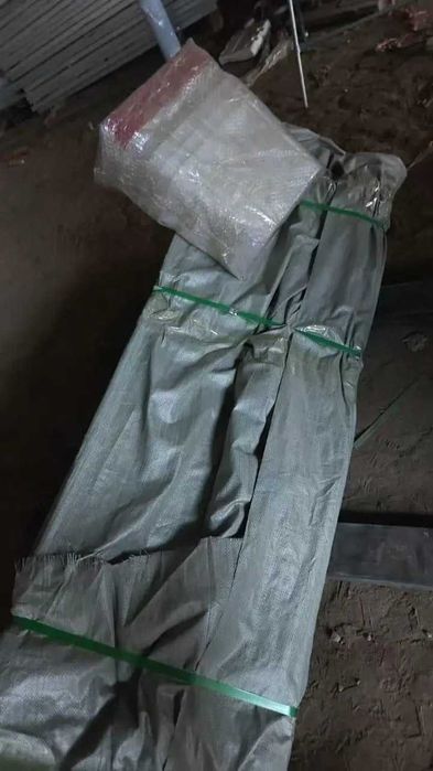 Клітка для несучок на 160 голів, 4 яруси (поїлки, піддон, жолоб)