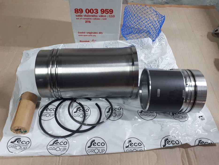 Zestaw napraw silnika C-385 turbo ,Zetor , 3 pierścienie . Czeski !  #