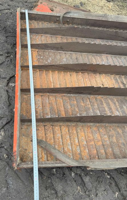 Podsiewacz kombajn Deutz Fahr M 2480, M2680 M3580 inne