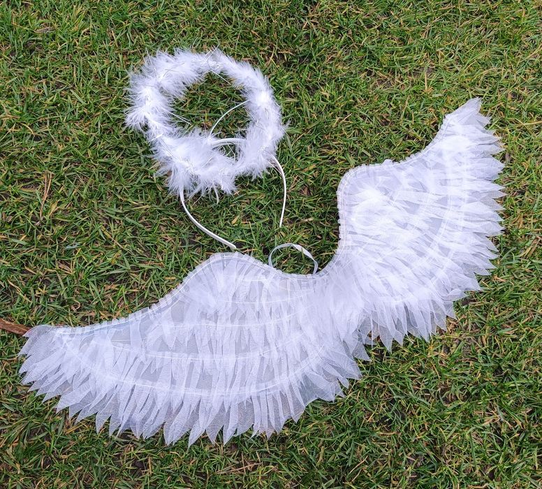 Piękny zestaw Anioł skrzydła tiulowe świecące i aureola