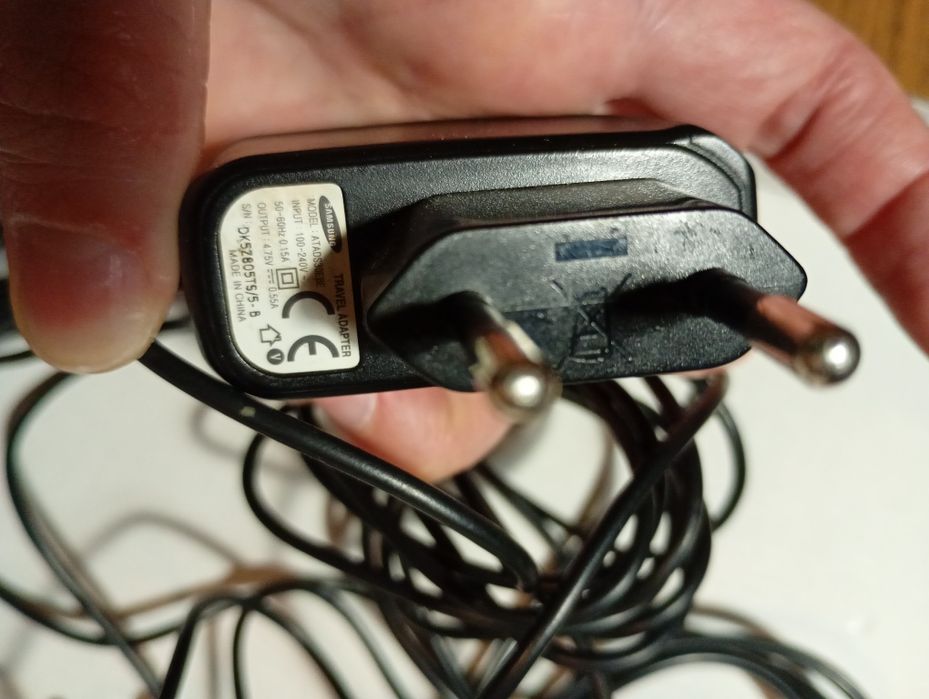 Зарядки та навушники Samsung (старий роз'єм), PC кабелі, перехідники