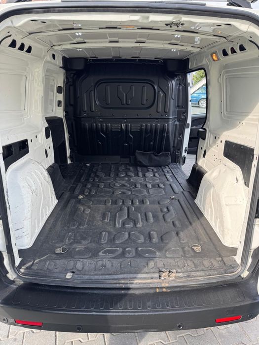 Doblo Cargo Maxi 1,6 105KM 2015r