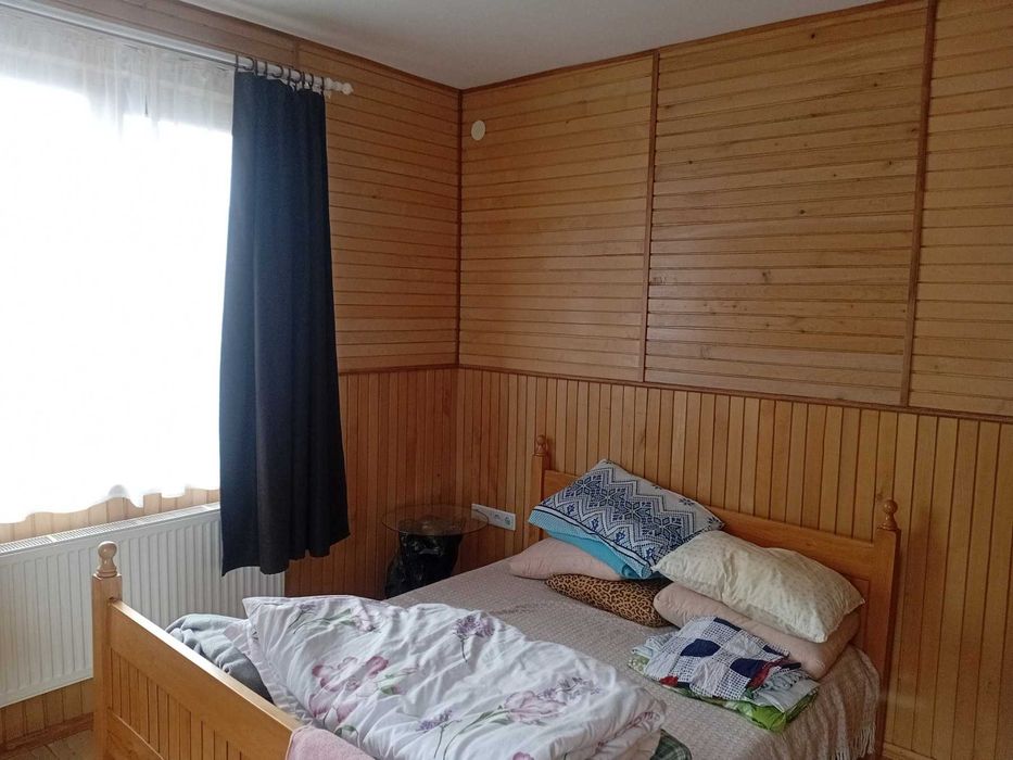 Здам будинок 290м.кв. в Чернівцях в районі Ленківців