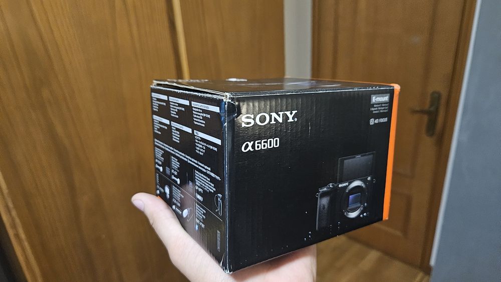 Sony A6600 - Só 742 disparos
