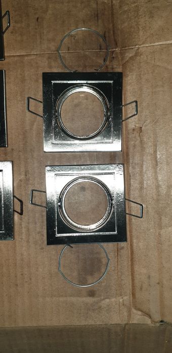 Molduras/espelho para focos