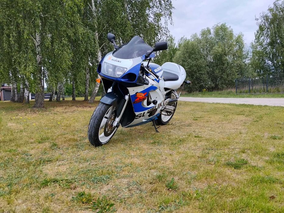 Suzuki GSX-R 750 SRAD 2000r.