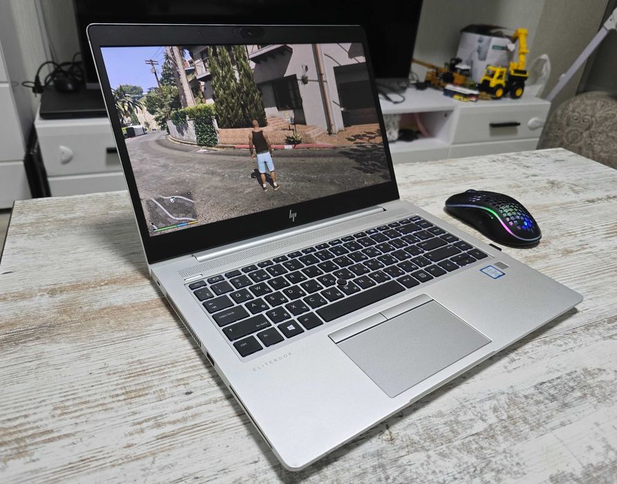 Мощный ноутбук HP (IPS FullHD/Core i5 8-gen/8GB DDR4/SSD M2 256GB/АКБ 4ч)