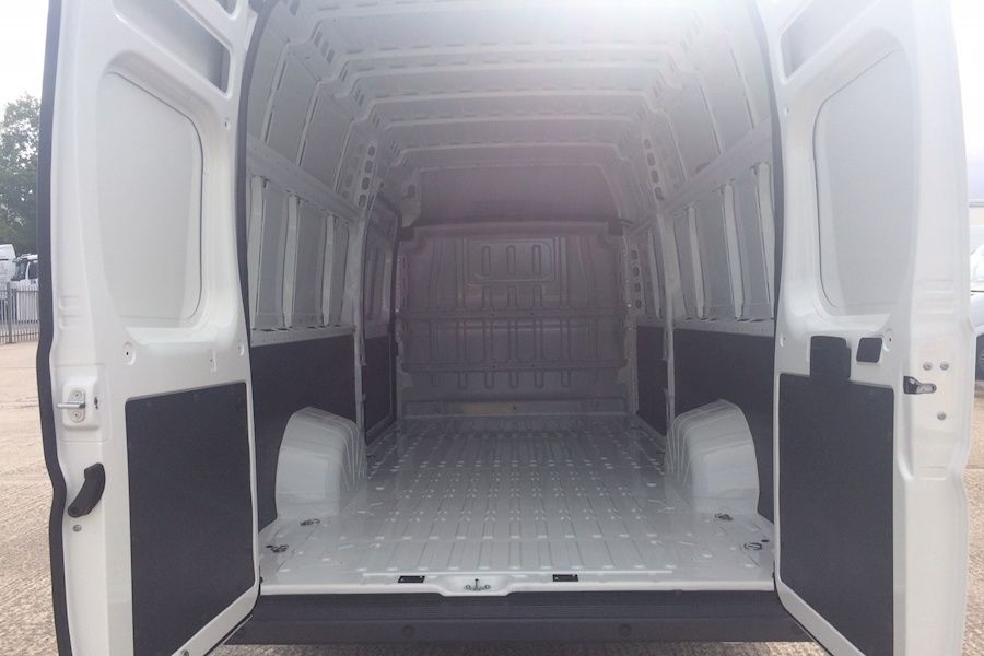 Aluguer de Carrinha /  Mudanças Rapidas