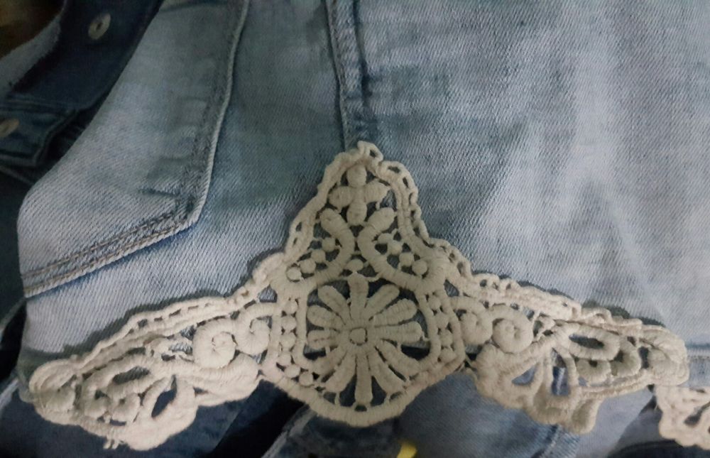 Ogrodniczki spodenki jasny jeans krótkie H&M 146 cm