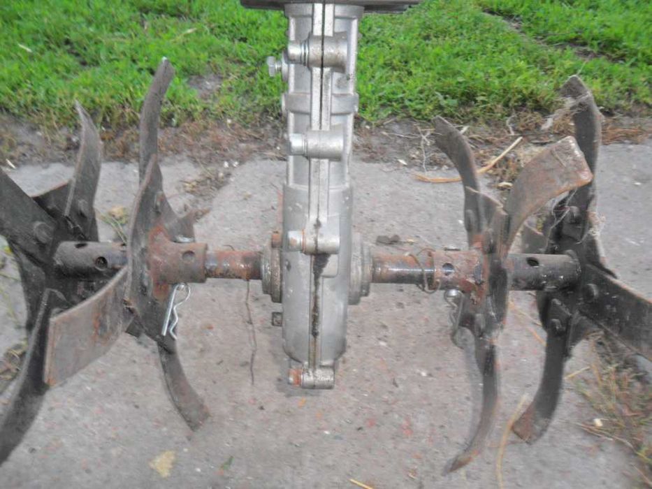 Насадка на мотокосу (культиватор, 9T, D-26m\