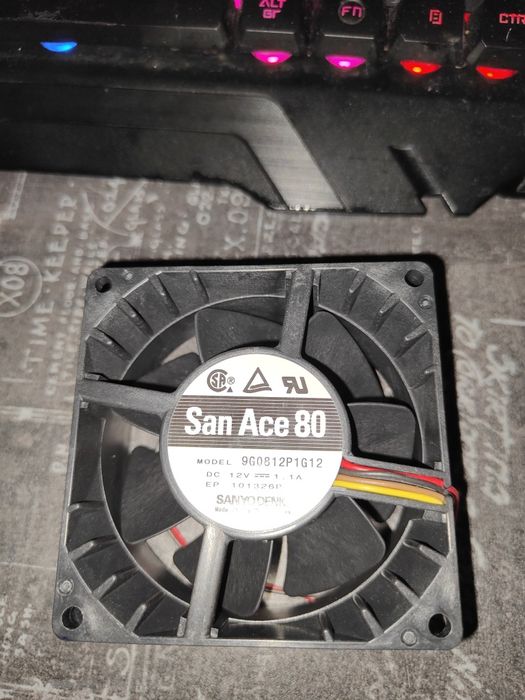 Мощный кулер San Ace 80мм